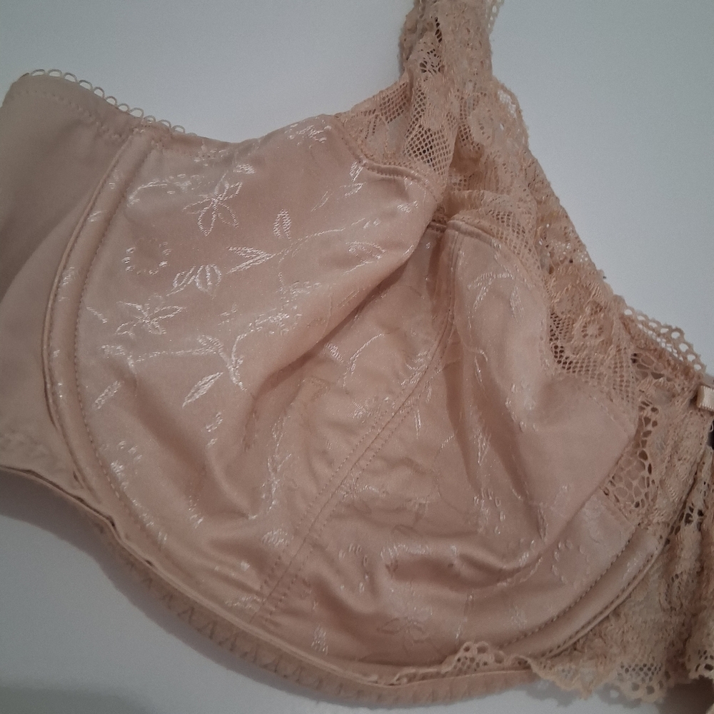 DELIMIRA 44DD Unpadded Wired Lace Nude BRA Size 44E - Picture 3 of 13
